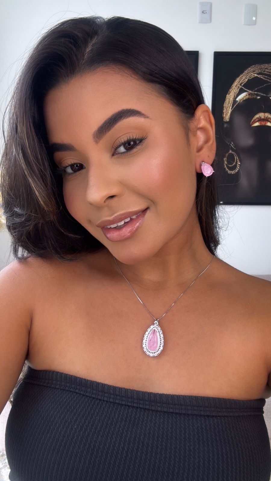 conjunto colar e brinco prata com pingente em pedra rosa com detalhe cravejado nas laterais