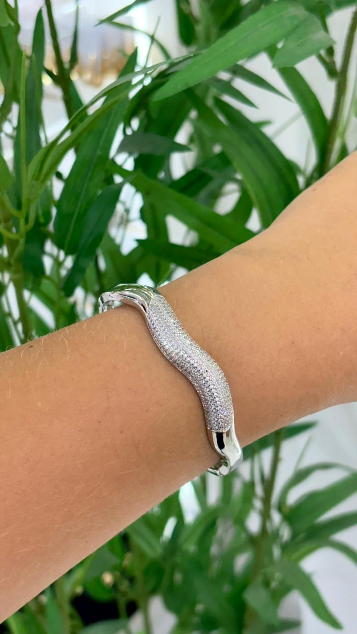 bracelete prata ondas cravejado