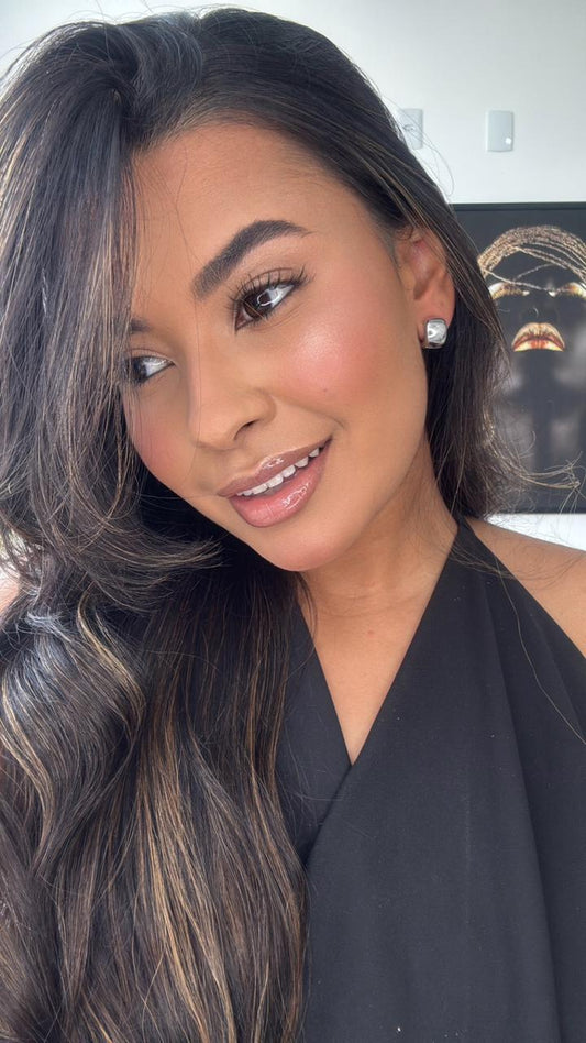 brinco prata minimalista arredondado