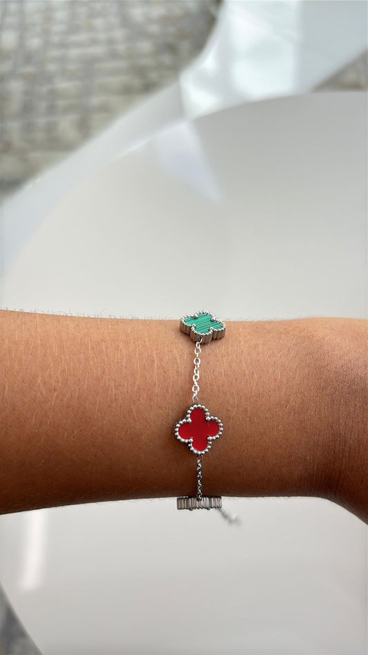 pulseira trevo inspiração em aço inoxidável prata com colorido