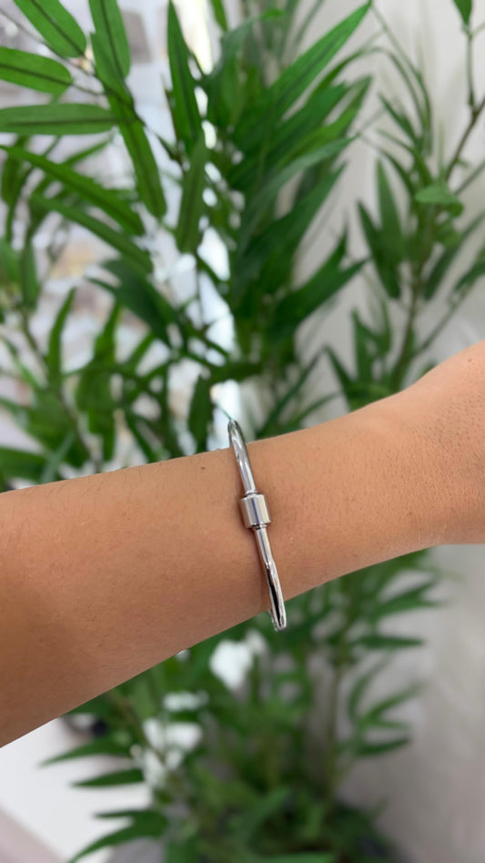 pulseira prata de aço inoxidável