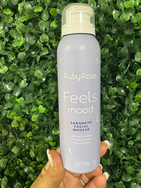 Sabonete facial mousse RUBY ROSE