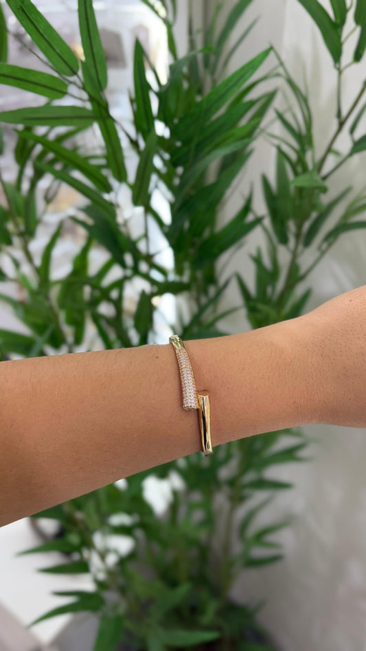 bracelete mix dourado com strass