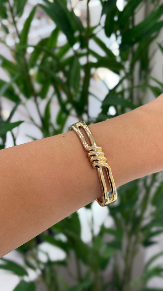 bracelete dourado corda