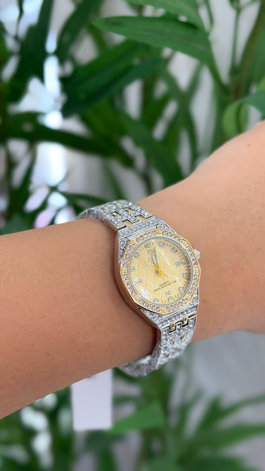 relógio Priscila com mix de prata e dourado cravejado