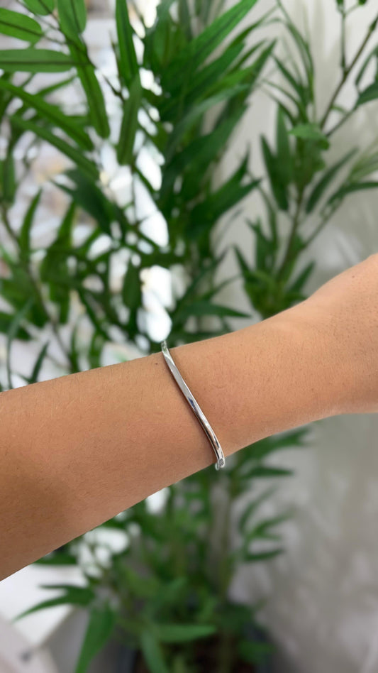 bracelete prata minimalista details